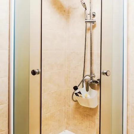 Apartament 'kapljica' *